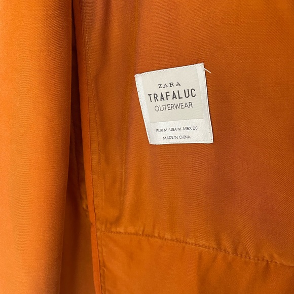 Zara Trenchcoat - Picture 6 of 16